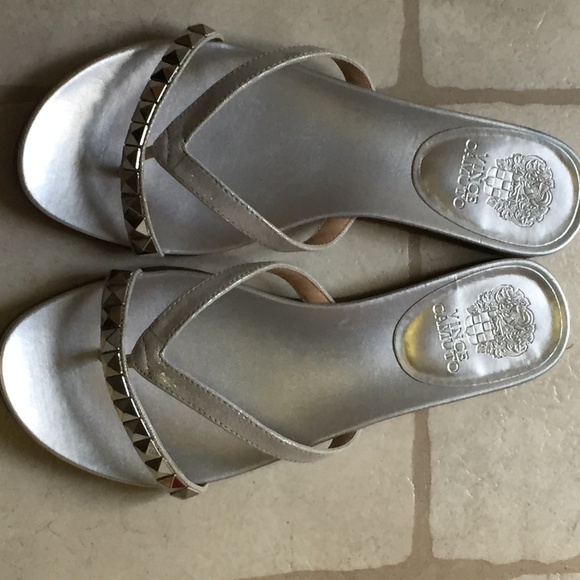 Vince Camuto Shoes - LIKE NEW  VINCE CAMUTO SANDAL